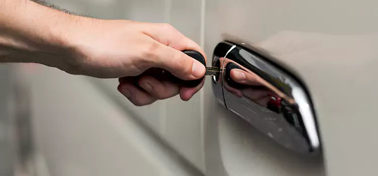 Why Choose Our Auto Locksmith Team in Sioux City, IA?